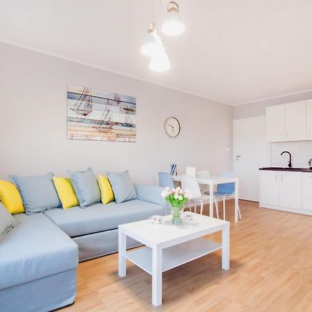 Apartments Gdynia Na Fali With Free Parking By Noclegi Renters 外观 照片